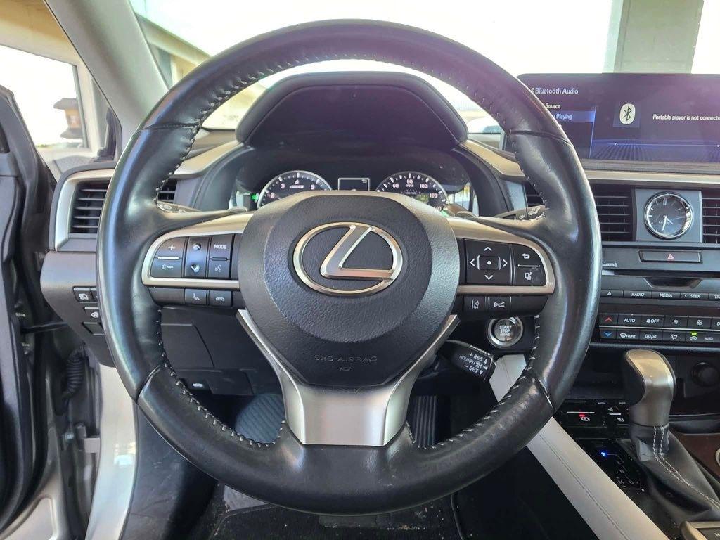 Lexus RX  2020