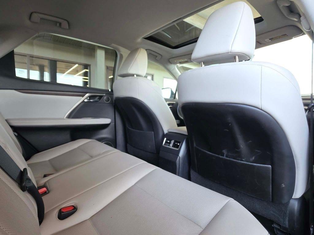 Lexus RX  2020