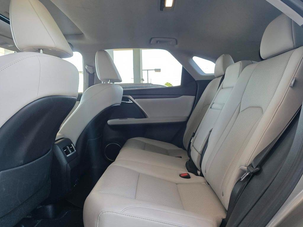 Lexus RX  2020