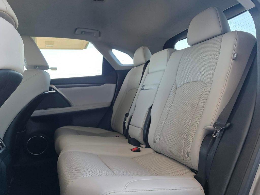 Lexus RX  2020