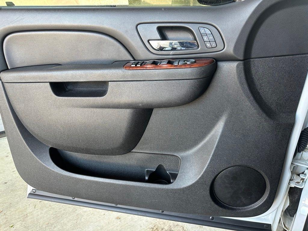 Chevrolet Tahoe  2014