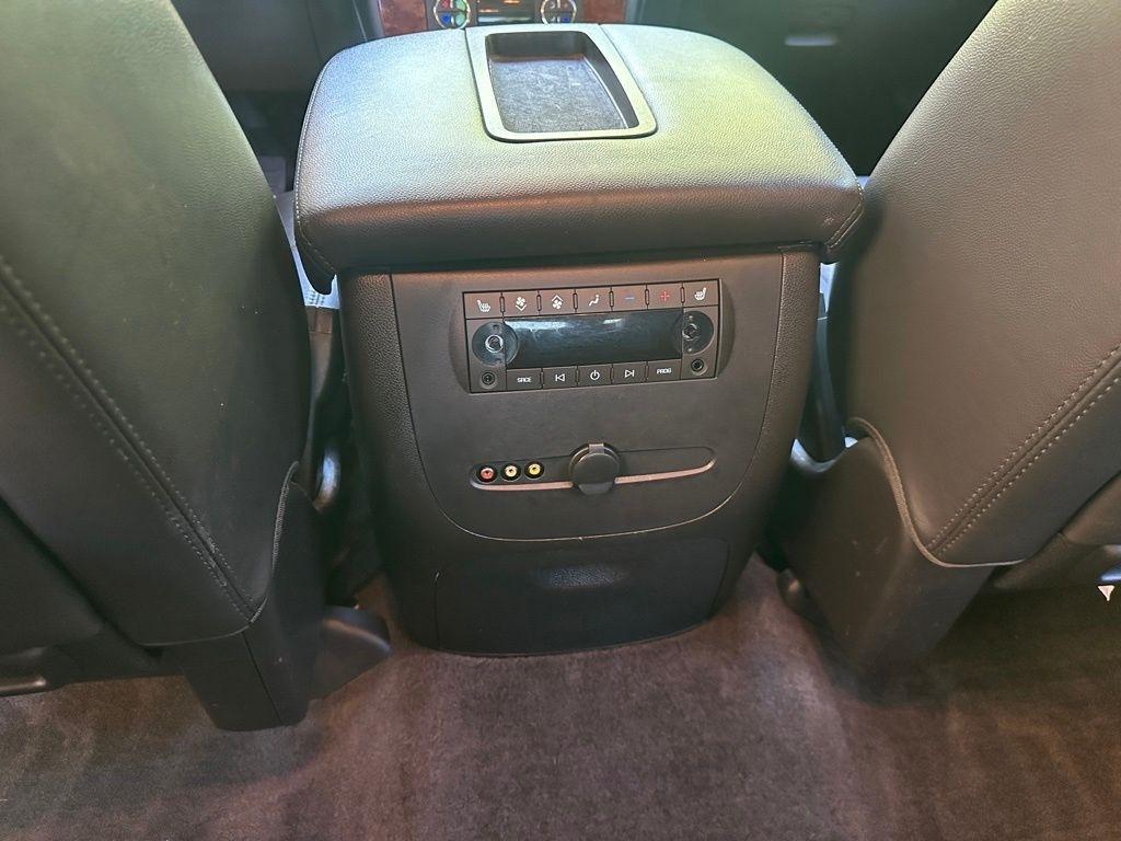 Chevrolet Tahoe  2014