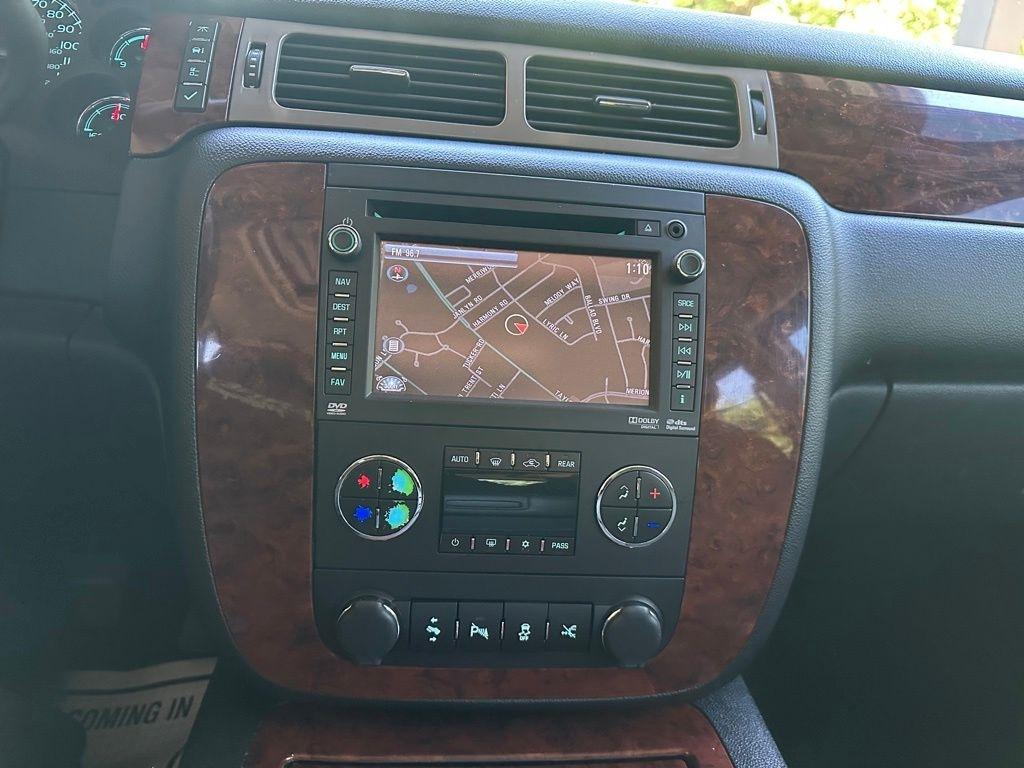 Chevrolet Tahoe  2014