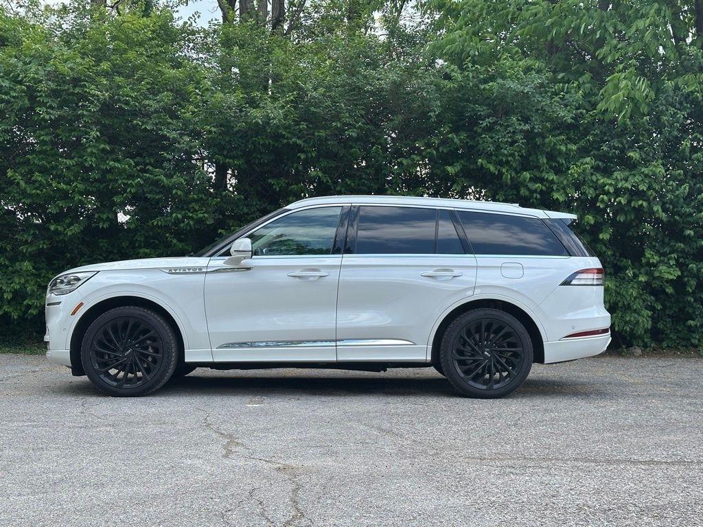 Lincoln Aviator  2022