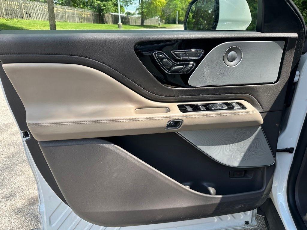 Lincoln Aviator  2022
