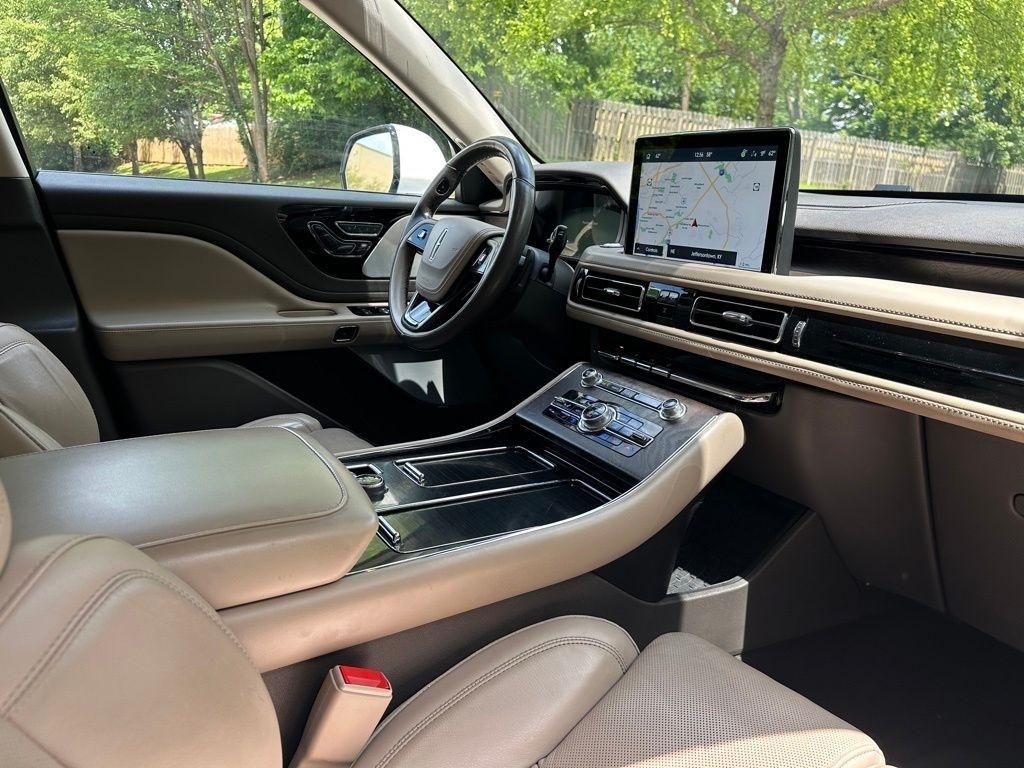 Lincoln Aviator  2022
