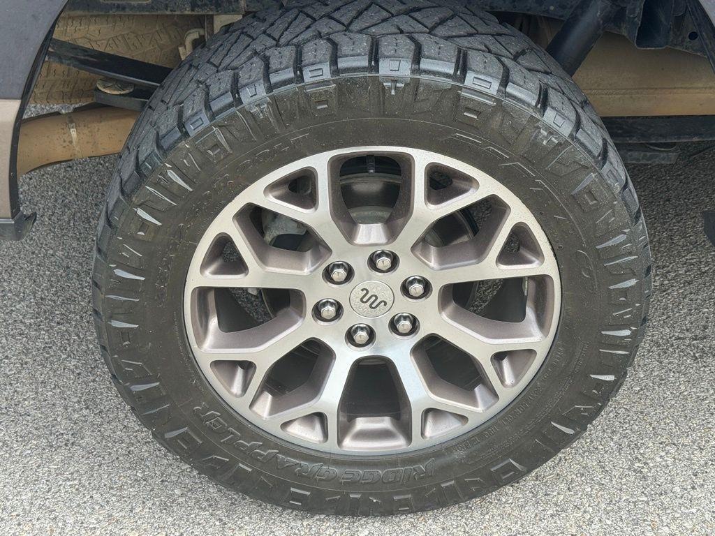 Ford F-150  2022