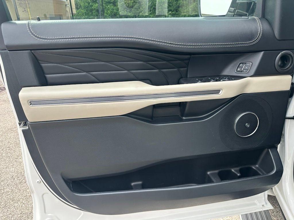 Ford Expedition Max  2021