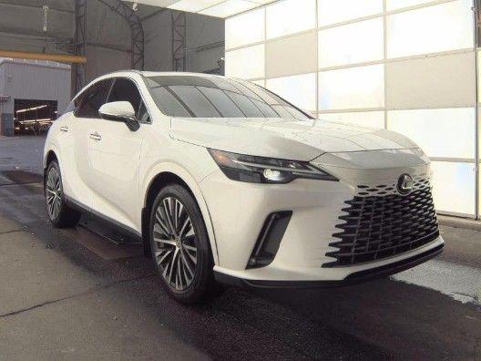 Lexus RX  2023