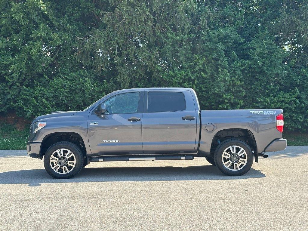 Toyota Tundra 4WD  2018