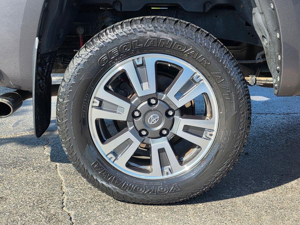 Toyota Tundra 4WD  2018