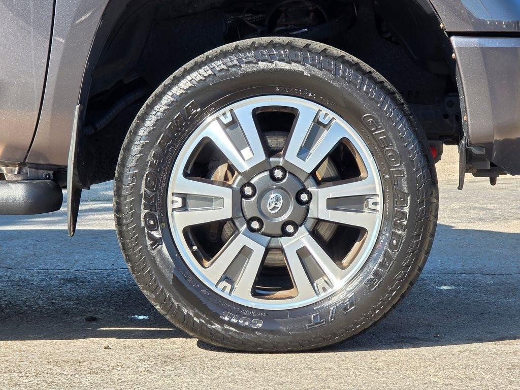 Toyota Tundra 4WD  2018