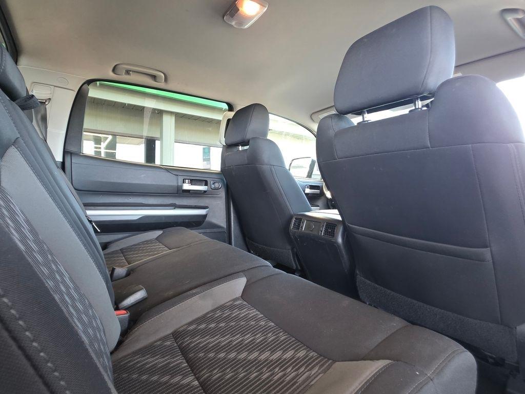 Toyota Tundra 4WD  2018