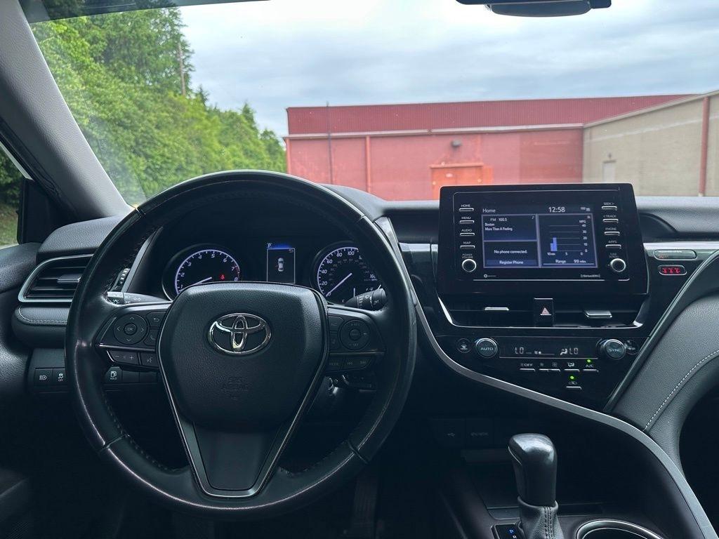 Toyota Camry  2023