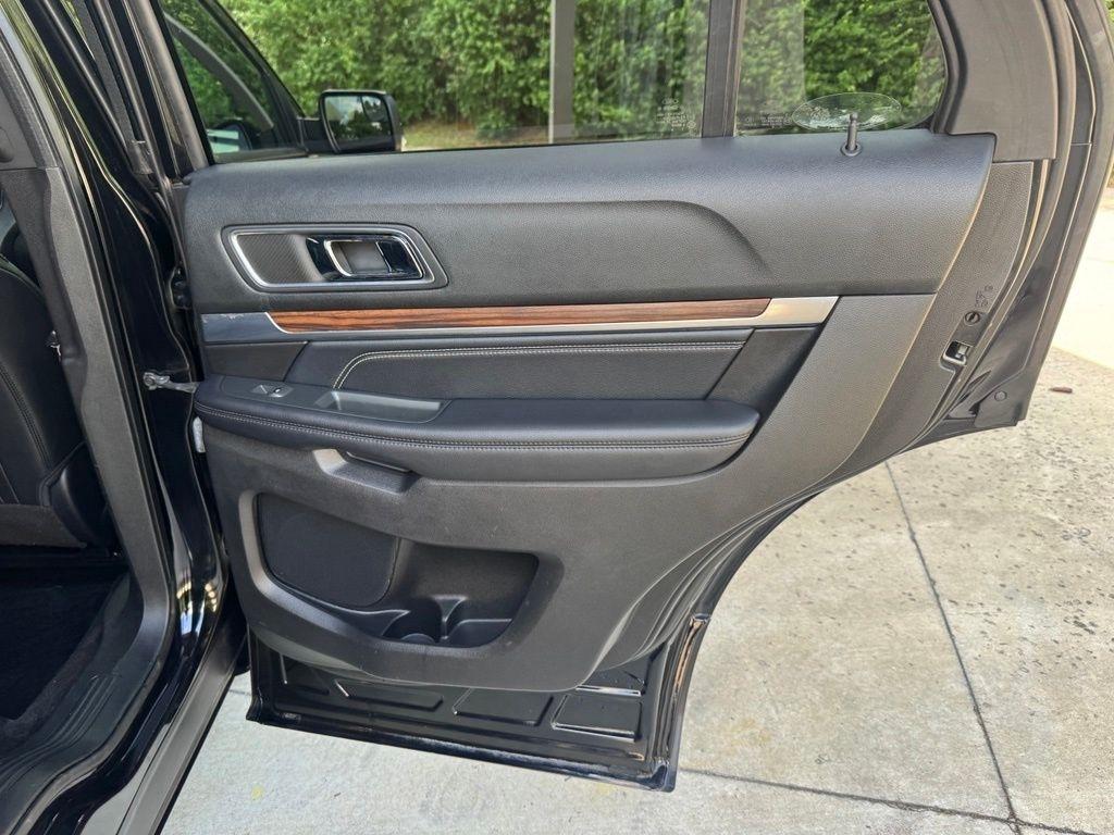 Ford Explorer  2017