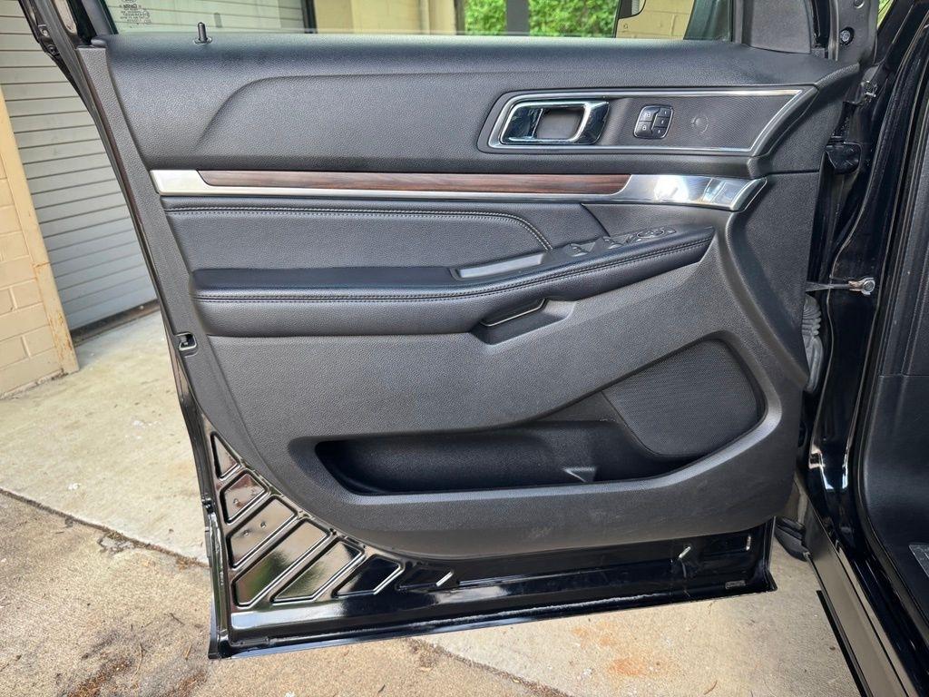 Ford Explorer  2017