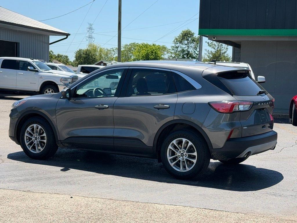 Ford Escape  2021
