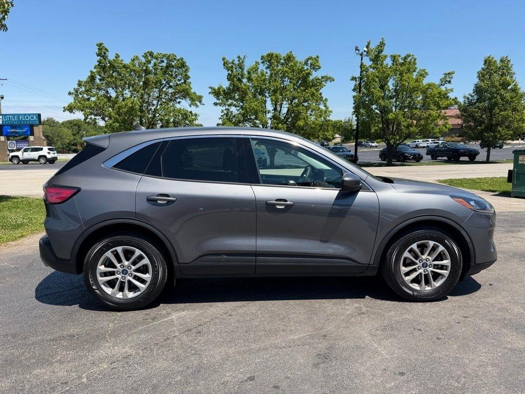 Ford Escape  2021