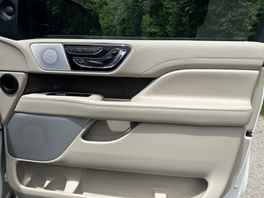 Lincoln Navigator L  2020
