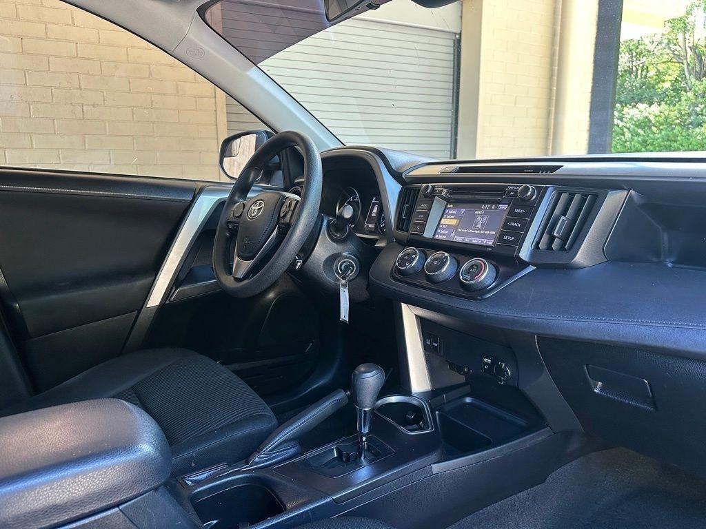 Toyota RAV4  2018