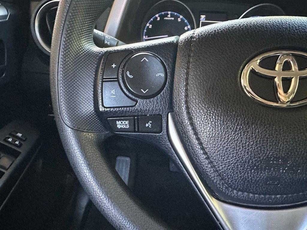 Toyota RAV4  2018
