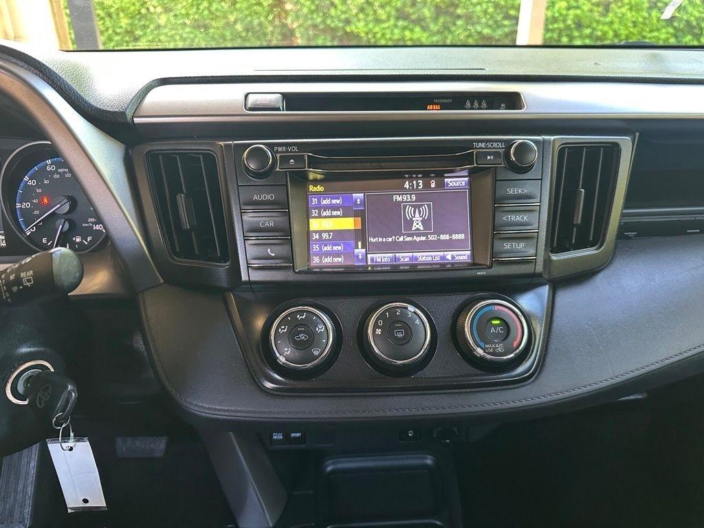 Toyota RAV4  2018