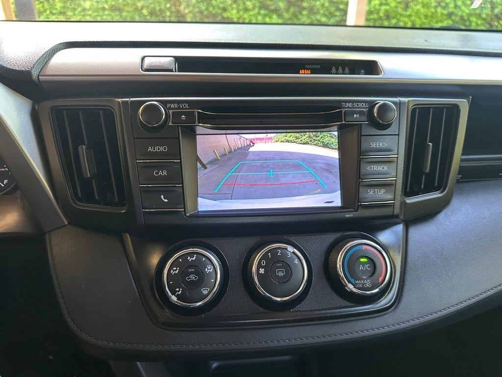 Toyota RAV4  2018