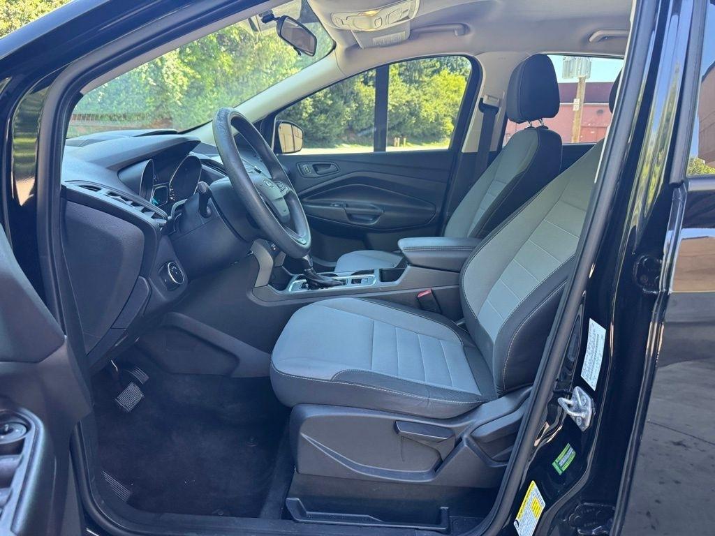 Ford Escape  2017