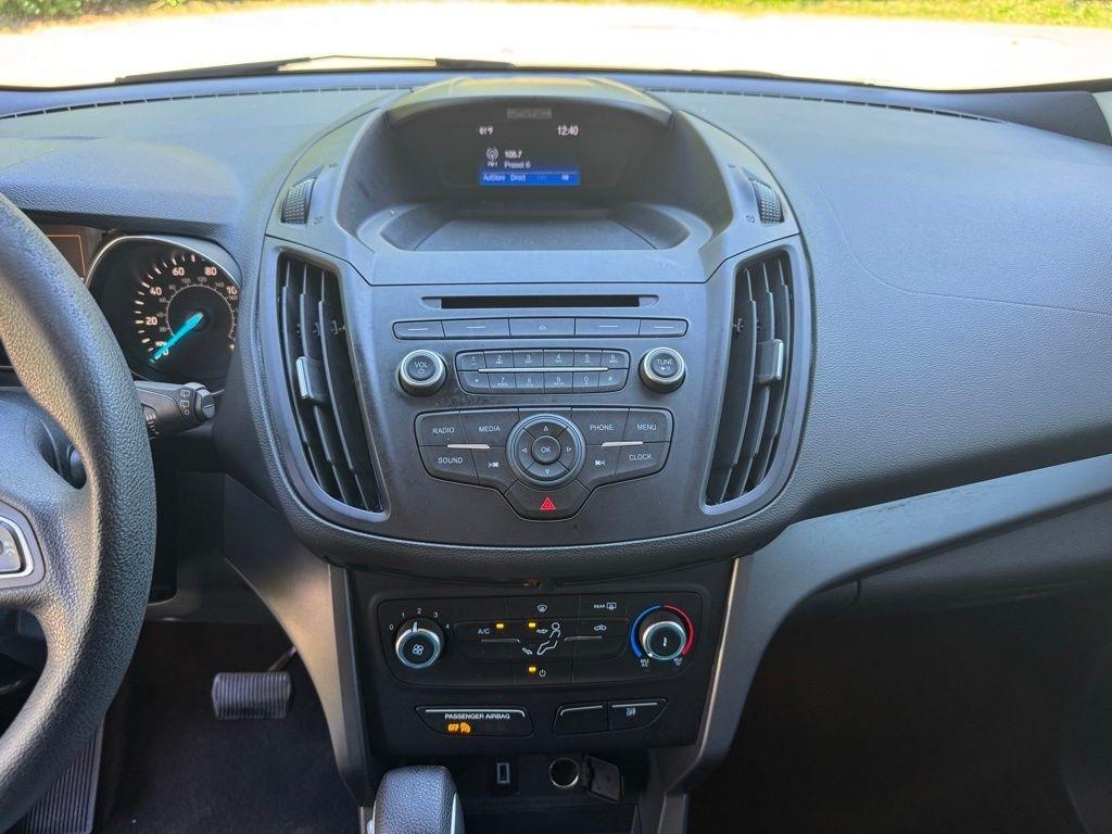 Ford Escape  2017