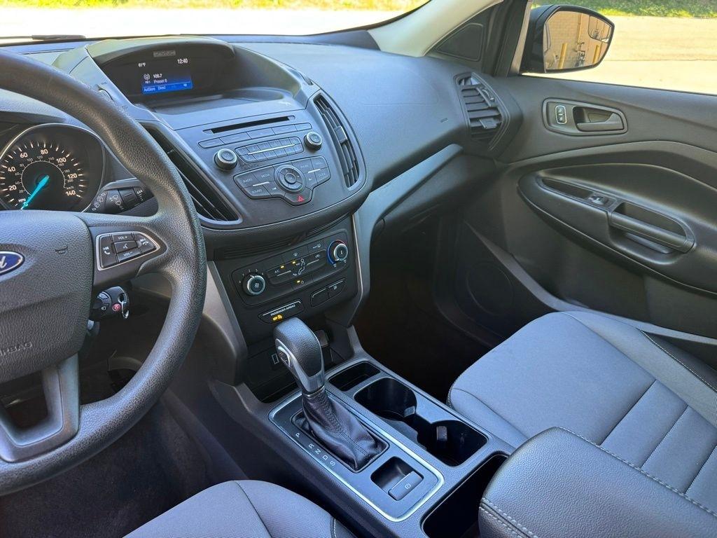 Ford Escape  2017