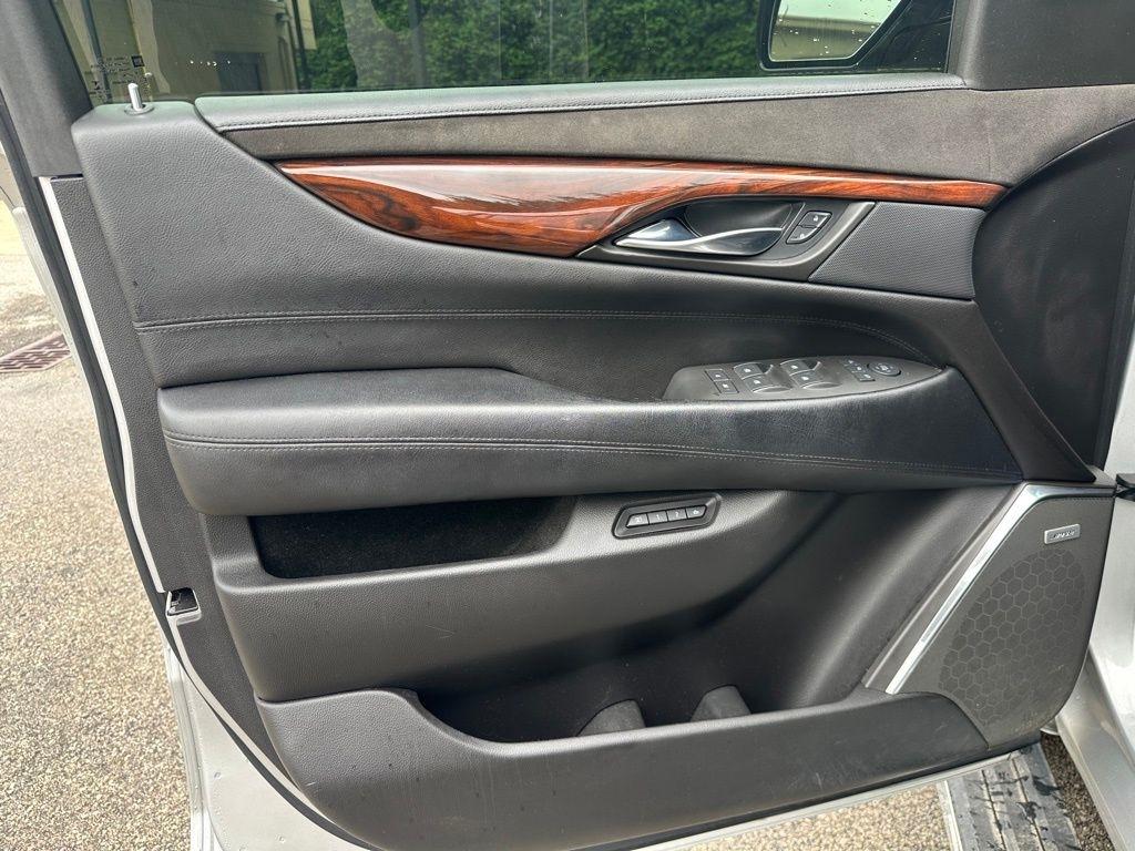 Cadillac Escalade  2015