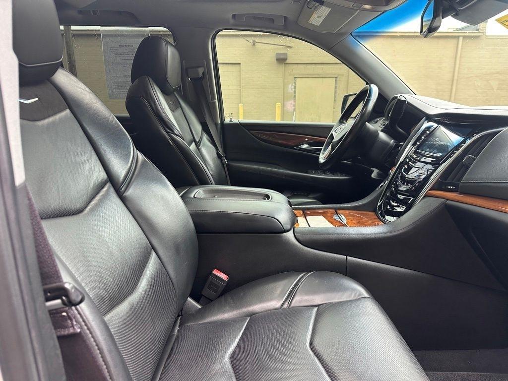 Cadillac Escalade  2015