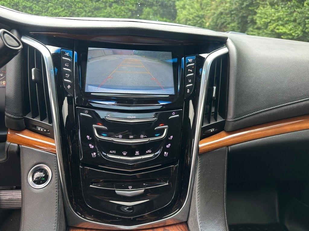 Cadillac Escalade  2015