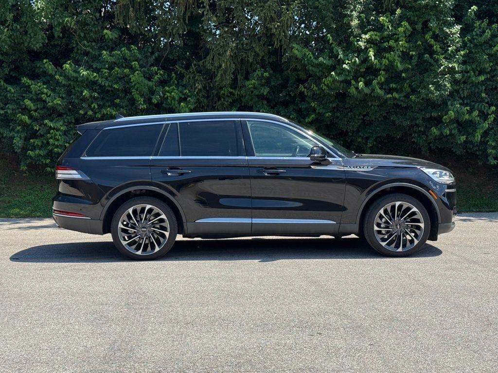 Lincoln Aviator  2020