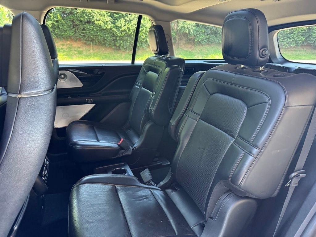 Lincoln Aviator  2020