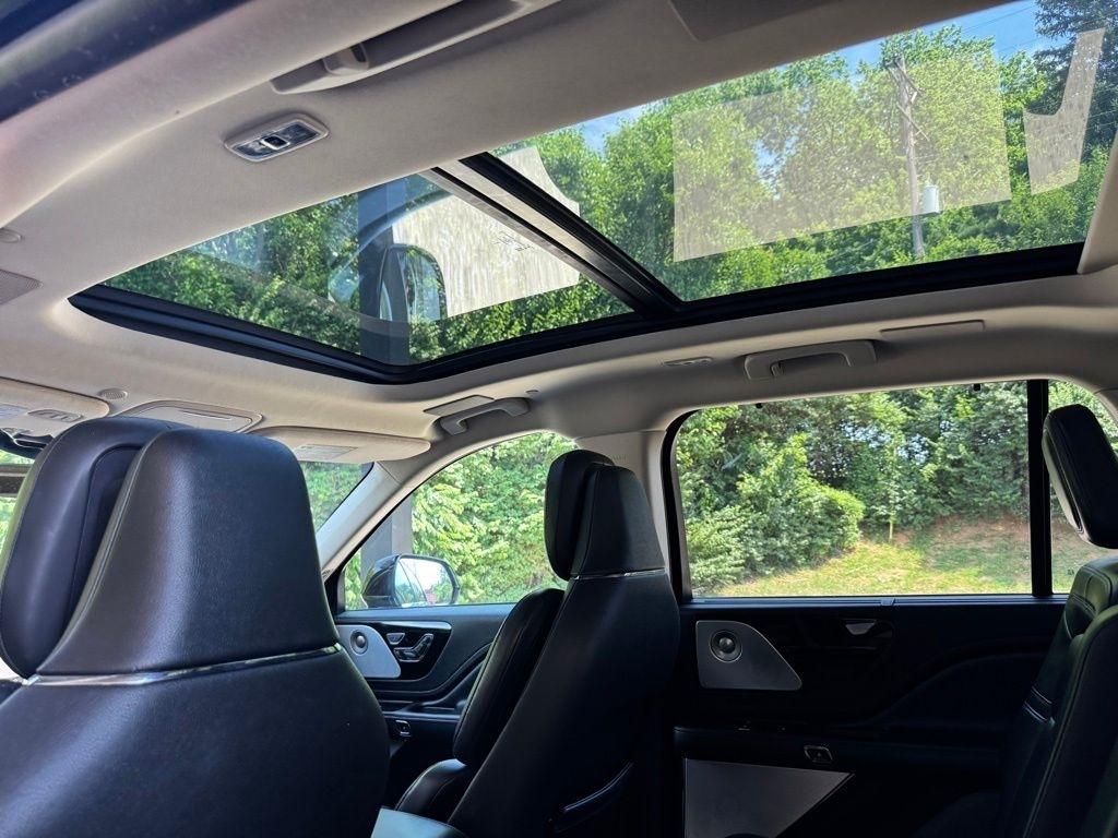 Lincoln Aviator  2020