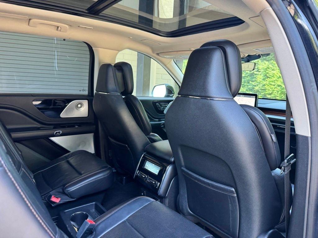 Lincoln Aviator  2020