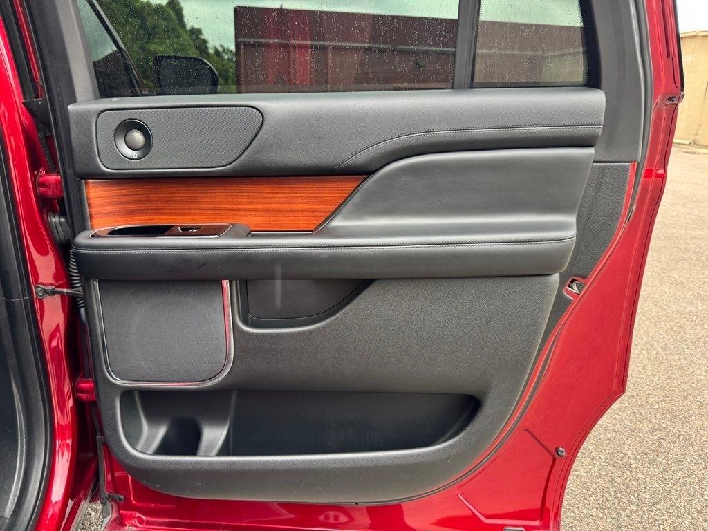 Lincoln Navigator L  2019