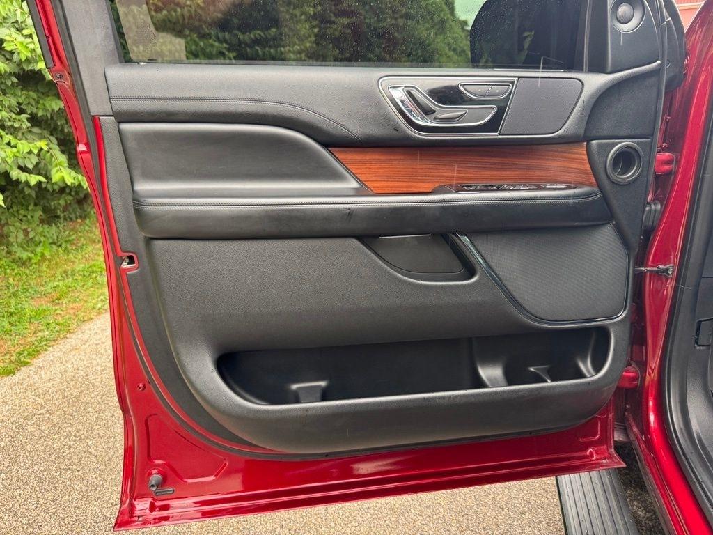 Lincoln Navigator L  2019