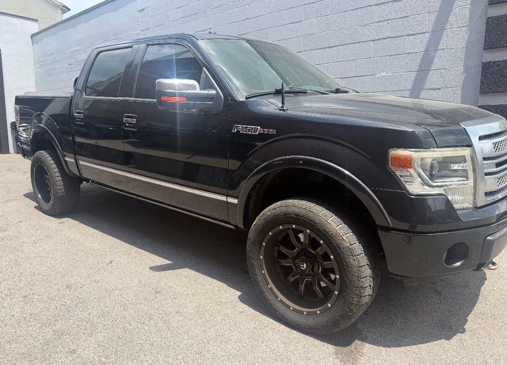 Black 2013 Ford F-150 Platinum SuperCrew 4WD Pickup Truck Four-Wheel Drive 6-Speed Automatic