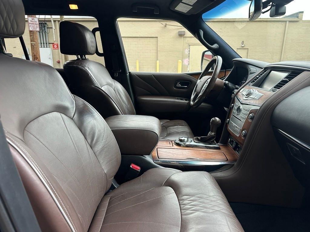 Infiniti QX80  2017