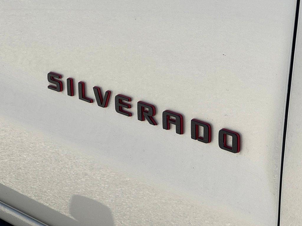 Chevrolet Silverado 1500  2018