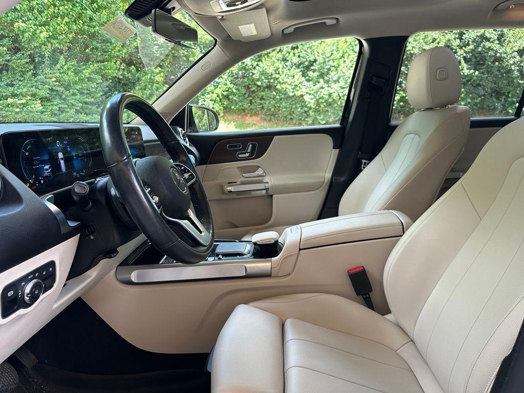 Mercedes-Benz GLB  2022