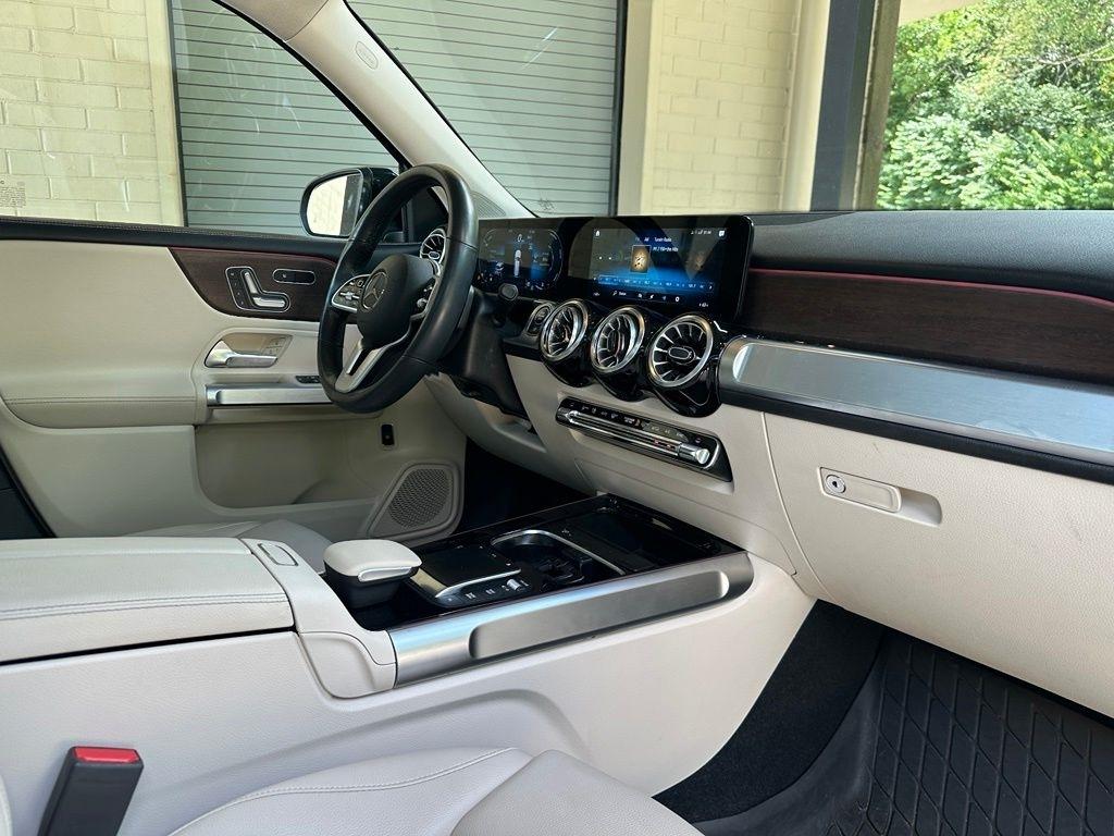 Mercedes-Benz GLB  2022
