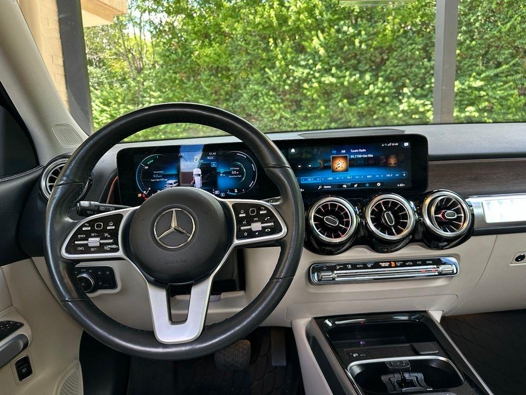 Mercedes-Benz GLB  2022