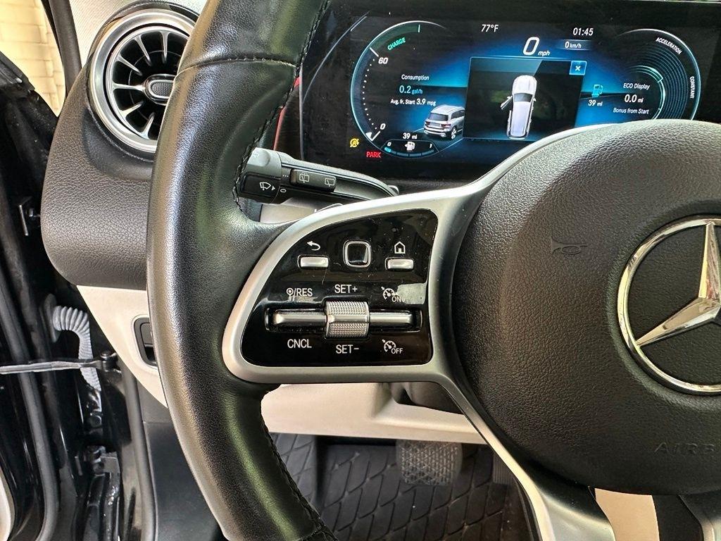 Mercedes-Benz GLB  2022