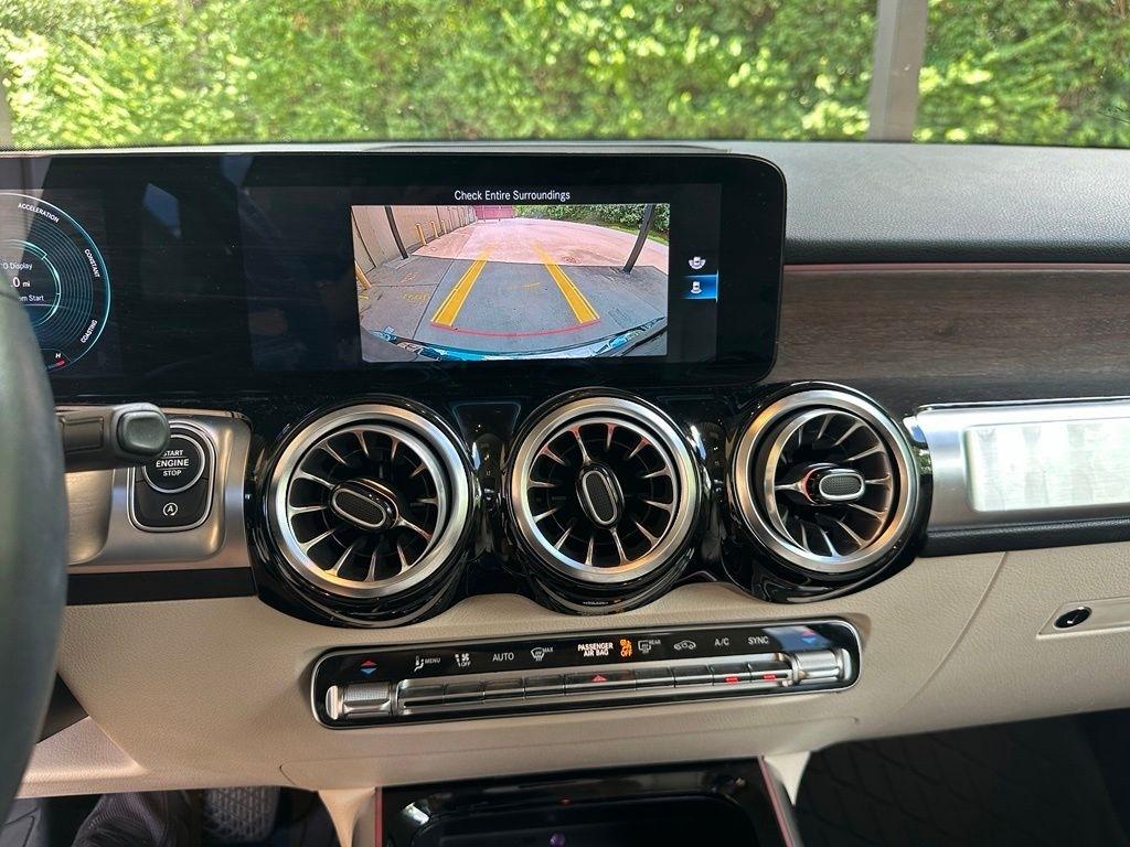 Mercedes-Benz GLB  2022
