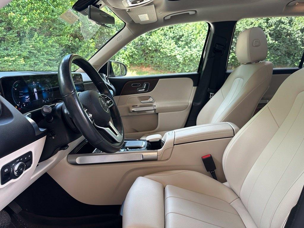 Mercedes-Benz GLB  2022