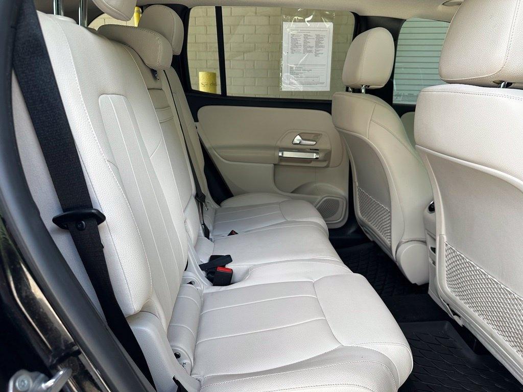 Mercedes-Benz GLB  2022