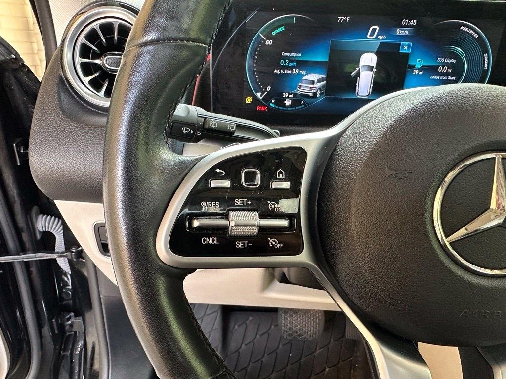 Mercedes-Benz GLB  2022
